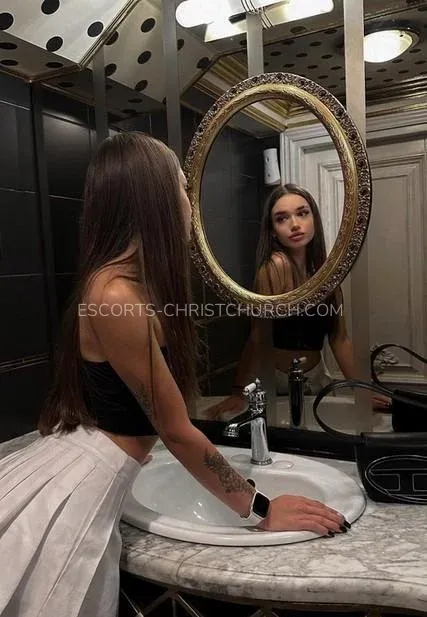Photo of Julia - escort girl in Christchurch 7