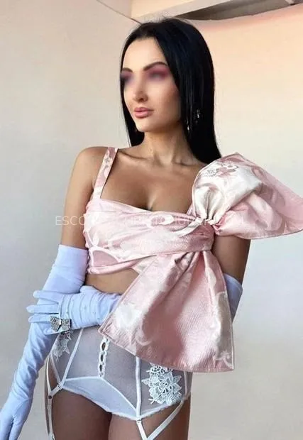 Photo girl of Charlotte - Escorts Christchurch