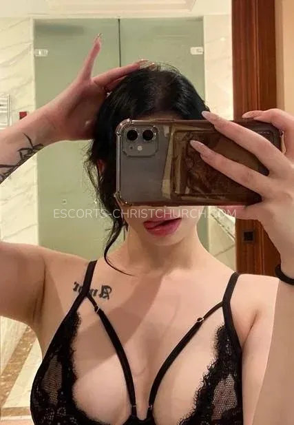 Photo of Leslie - escort girl in Christchurch 4